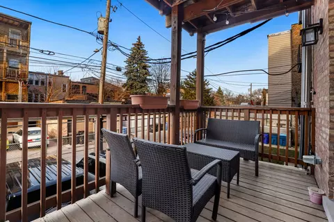 Exterior - 2330 W Huron St #2E, Chicago, IL 60612 photo 2 of 2