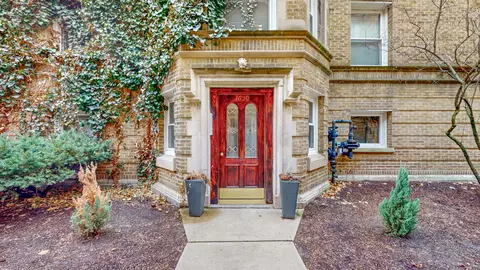 1630 W Farwell Ave #3L, Chicago, IL 60626