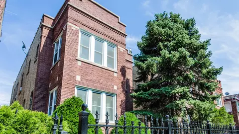 4831 N Drake Ave, Chicago, IL 60625