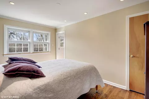 Bedroom - 336 E South St, Elmhurst, IL 60126 photo 2 of 2