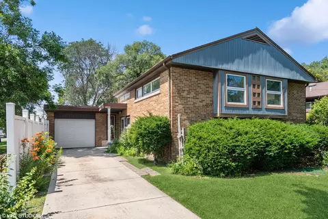 6006 N Lawndale Ave, Chicago, IL 60659