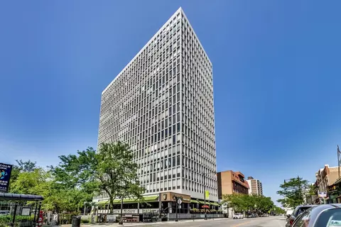 444 W Fullerton Pkwy #2001, Chicago, IL 60614