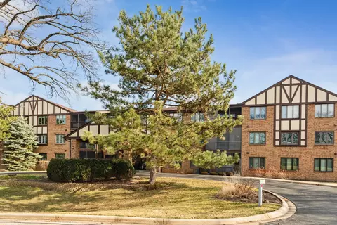 7800 W Foresthill Ln #107, Palos Heights, IL 60463