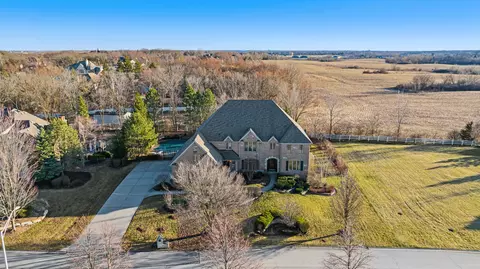 10931 Royal Oaks Ln, Orland Park, IL 60467