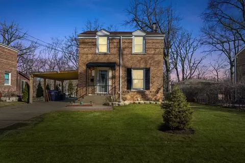 Exterior - 351 S Warrington Rd, Des Plaines, IL 60016 photo 2 of 8