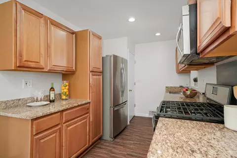 Kitchen - 351 S Warrington Rd, Des Plaines, IL 60016 photo 2 of 2