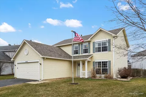 2232 Lynn Ct, Montgomery, IL 60538