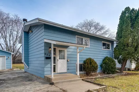 659 Briar Rd, Wauconda, IL 60084