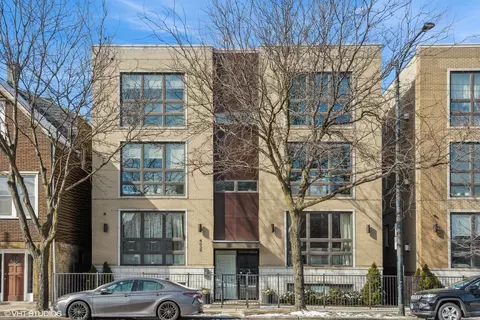 4038 N Western Ave #3S, Chicago, IL 60618