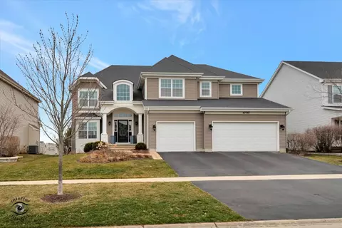 40 W140 Palmer Rd, Geneva, IL 60134
