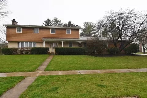 2280 Tanglewood Dr, Aurora, IL 60506