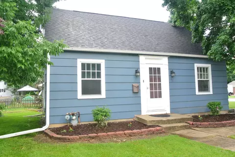 212 S River St, Montgomery, IL 60538