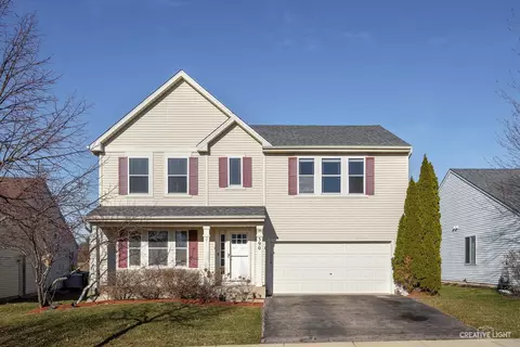 390 Brookhaven Trl, Pingree Grove, IL 60140