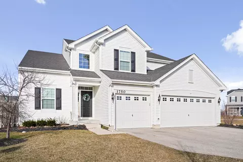 1750 Wentworth Dr, Volo, IL 60020