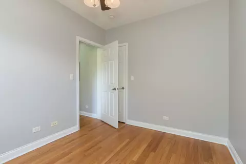 54 Forest Ave #3W, Riverside, IL 60546 photo 5