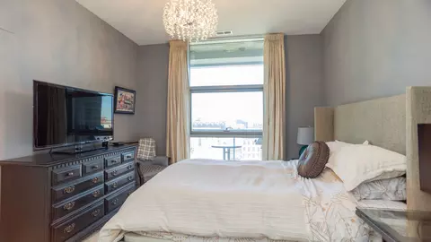 Bedroom - 225 S Sangamon St #911, Chicago, IL 60607 photo 2 of 3