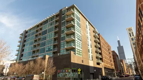 225 S Sangamon St #911, Chicago, IL 60607