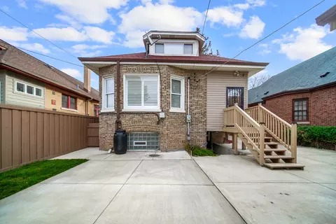 Exterior - 9640 S Hamilton Ave, Chicago, IL 60643 photo 5 of 7