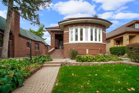 9640 S Hamilton Ave, Chicago, IL 60643