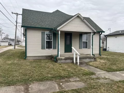 106 N Scott St, Oakwood, IL 61858
