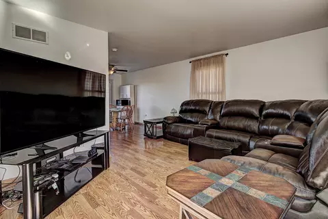 6005 Blackberry Rdg, Plainfield, IL 60586 photo 2