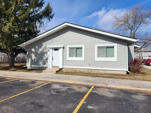 2226 Windsor Ln, Country Club Hills, IL 60478