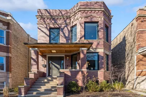 2208 W Walton St, Chicago, IL 60622