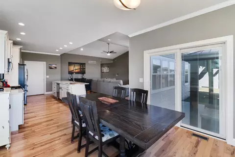 Dining - 1730 Eide Rd, Bloomington, IL 61704 photo 2 of 3