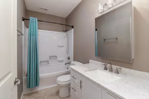 Bath - 1730 Eide Rd, Bloomington, IL 61704 photo 5 of 5