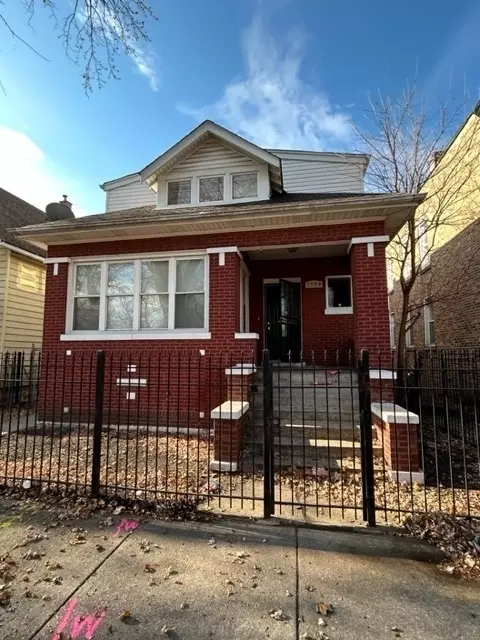 7528 S Saint Lawrence Ave, Chicago, IL 60619