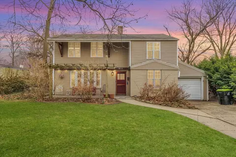 911 Foley Ave, Champaign, IL 61821