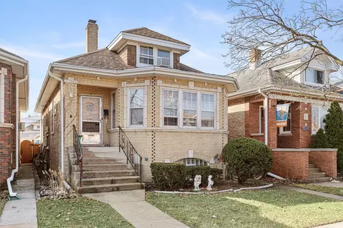 7923 W Elmgrove Dr, Elmwood Park, IL 60707