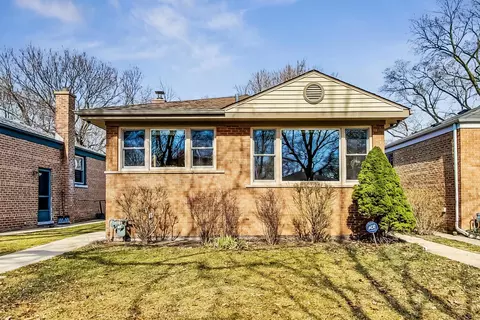 1507 Brummel St, Evanston, IL 60202