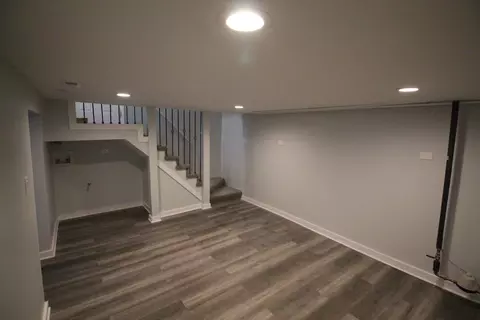 Entry Way - 300 E 142nd St, Dolton, IL 60419 photo 6 of 6