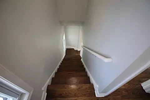 Entry Way - 300 E 142nd St, Dolton, IL 60419 photo 2 of 6