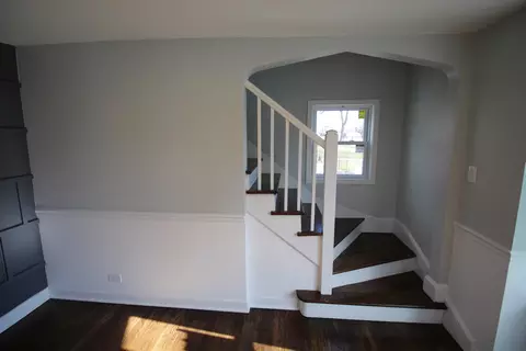 Entry Way - 300 E 142nd St, Dolton, IL 60419 photo 1 of 6