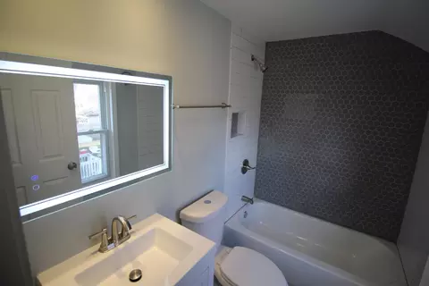 Bath - 300 E 142nd St, Dolton, IL 60419 photo 1 of 4