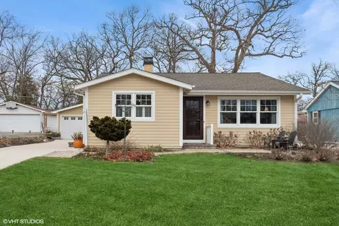 17836 W Greentree Rd, Grayslake, IL 60030