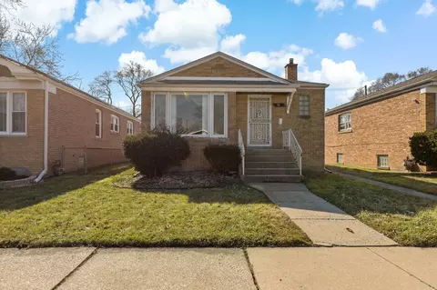 52 W 144th St, Riverdale, IL 60827