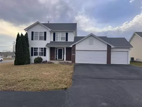 7060 Salzbrenner Ln, Machesney Park, IL 61115