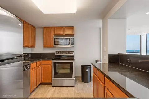 Kitchen - 222 E Pearson St #2005, Chicago, IL 60611 photo 4 of 4