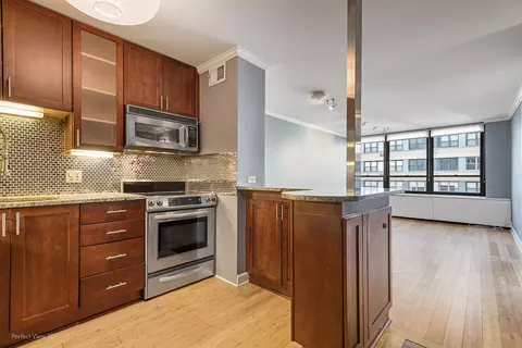 Kitchen - 222 E Pearson St #2005, Chicago, IL 60611 photo 3 of 4