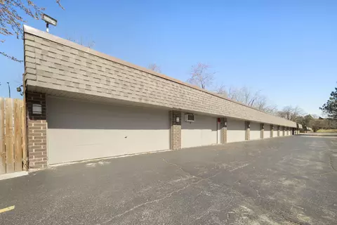 Exterior - 104 E Bailey Rd #A, Naperville, IL 60565 photo 2 of 2