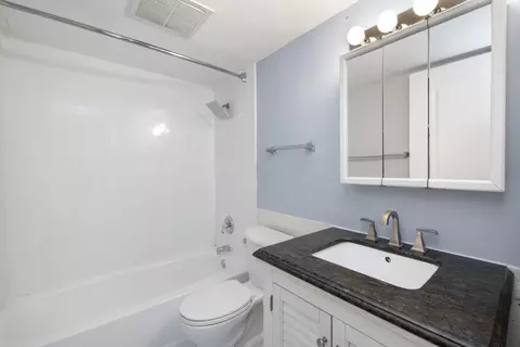 Bath - 104 E Bailey Rd #A, Naperville, IL 60565 photo 2 of 3