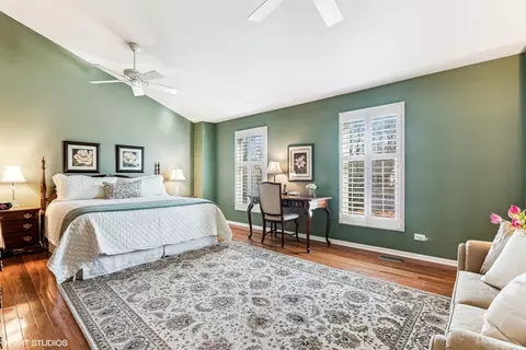 Bedroom - 2803 Pebblebrook Ln, Rolling Meadows, IL 60008 photo 1 of 5