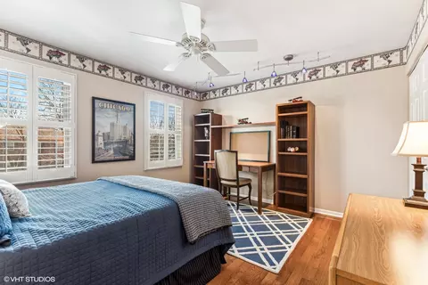 Bedroom - 2803 Pebblebrook Ln, Rolling Meadows, IL 60008 photo 4 of 5