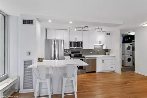 100 E Walton St #15B, Chicago, IL 60611 photo 8