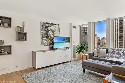 100 E Walton St #15B, Chicago, IL 60611 photo 5