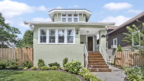 843 Wenonah Ave, Oak Park, IL 60304
