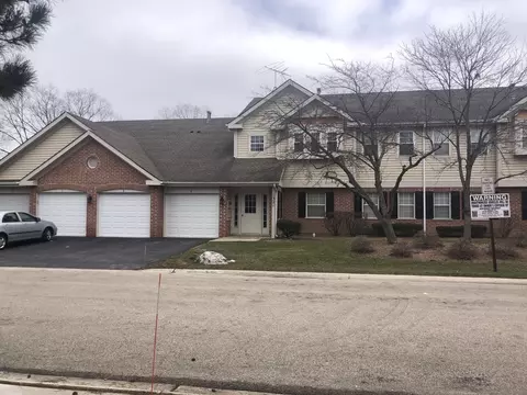 1321 Evergreen Dr #1A, Palatine, IL 60074